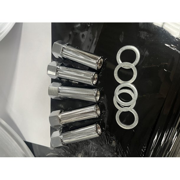 MUSCLE CAR DRAG V1  2 stk 7x15 + 2 stk 8x15 - 5x120.65  including 20 ea open end lug nuts ( NEW wheels � need a little polish )