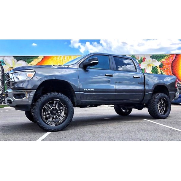 10x22 Moto Metal MO992  Glossblack / Milled med dk , TPMS sensorer og mtrikker