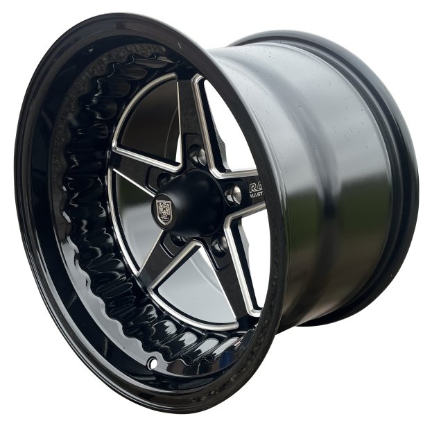 MUSCLE CAR RACEMASTER Glossblack / Milled 10x15, ET -12, Backspace 5
