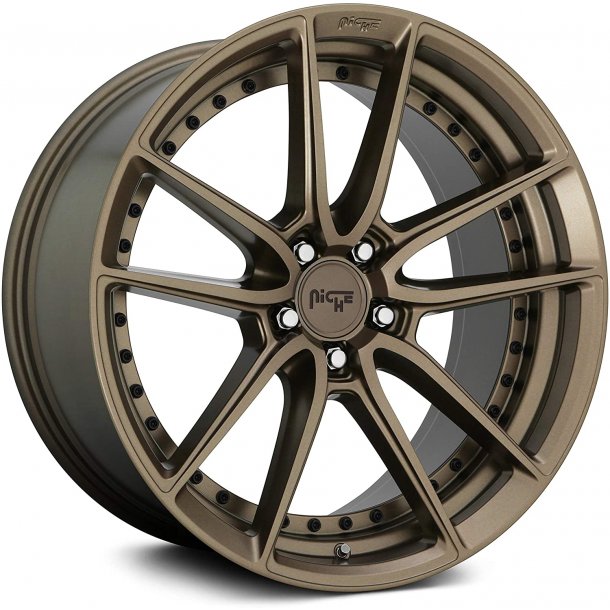 Niche M117  Matte Bronze 9x22 + 10,5x22 med dk - 5x120