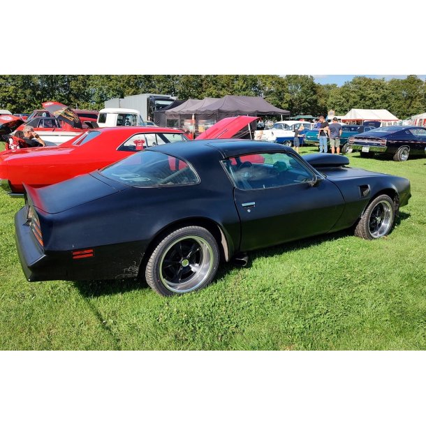 REVOLUTION BULLET Matteblack / Polish 8x18 ET=0 CB=73.1 5x114.3