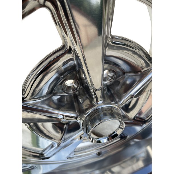 REVOLUTION BULLET Polish 8x18 ET=0 CB=73.1 5x114.3